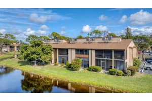 11 Quails Run Blvd #2, ENGLEWOOD 11 Quails Run Blvd #2, ENGLEWOOD