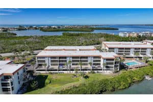 1701 Beach Rd #202, ENGLEWOOD