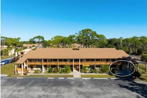 25 Quails Run Blvd #6, ENGLEWOOD