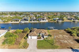 8290 Tracy Cir, PORT CHARLOTTE