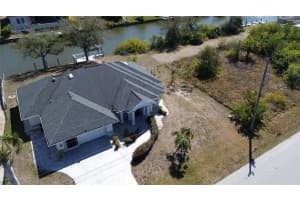 9436 Spring Cir, PORT CHARLOTTE