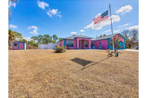 1782 Shevlin St, NORTH PORT