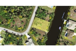 9398 Impala Cir, PORT CHARLOTTE