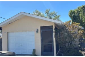 1270 Oxford Dr, ENGLEWOOD