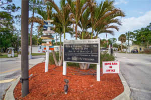 1300 N River Rd #r43, VENICE