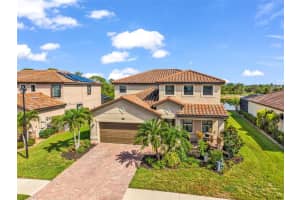 13682 Vancanza Dr, VENICE