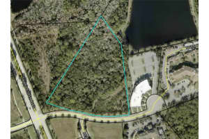 21 Town Ct, PALM COAST