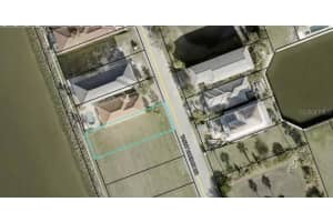 282 Yacht Harbor Dr, PALM COAST