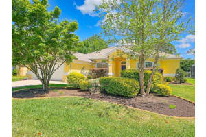 16 Lake Success Dr, PALM COAST