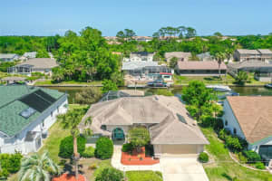 13 Crescent Ct S, PALM COAST