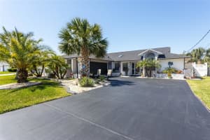 40 Cortes Ct, PALM COAST