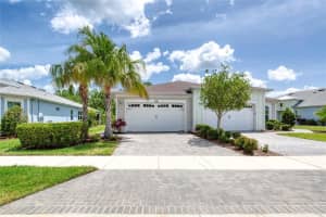 206 St Somewhere Dr, DAYTONA BEACH