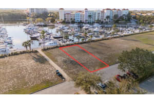 122 Harbor Village Pt S, PALM COAST