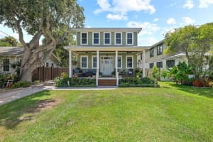 1318 Riverside Dr, HOLLY HILL