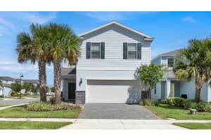 2462 Dubai St, KISSIMMEE