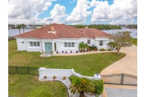 660 Lambert Ave, FLAGLER BEACH