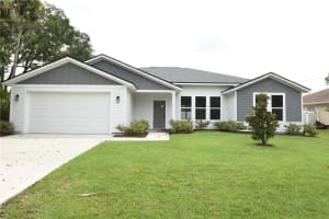 8 Wheeling Ln, PALM COAST 8 Wheeling Ln, PALM COAST