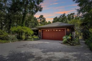 25339 Evaline St, BROOKSVILLE