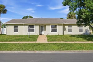 145 Springwood Dr, DAYTONA BEACH 145 Springwood Dr, DAYTONA BEACH