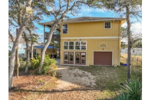 32 Armand Beach Dr, PALM COAST