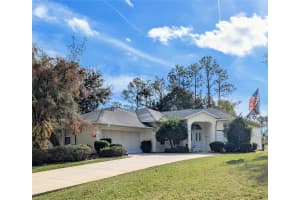 214 London Dr, PALM COAST