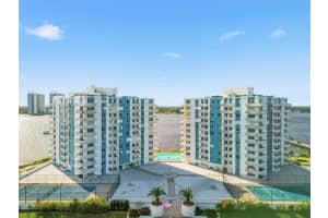 925 N Halifax Ave #103, DAYTONA BEACH