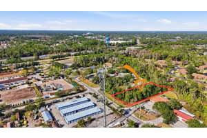 19 Utility Dr, PALM COAST