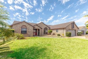 27 Cherrytree Ct, PALM COAST