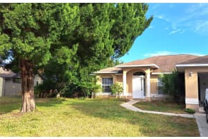 30 Patricia Dr, PALM COAST