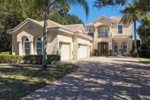 11 S Riverwalk Dr, PALM COAST