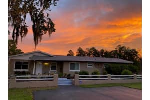 20963 E Colonial Dr, CHRISTMAS