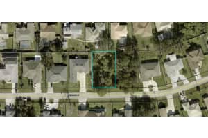 22 Fernon Ln, PALM COAST