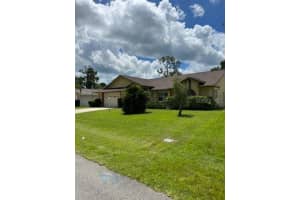 110 Foxhall Ln, PALM COAST