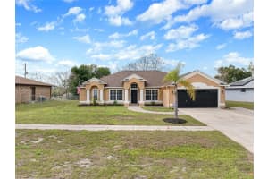 1928 Eden Dr, DELTONA