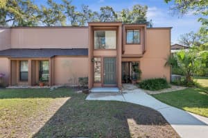8 Oakmont Ct #8, PALM COAST