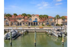 37 Captains Walk #37, PALM COAST