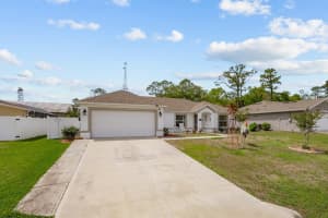45 Woodfield Dr, PALM COAST