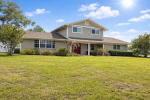 1310 Brandonwood Dr, BRANDON