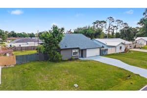 2819 Silver Palm Dr, EDGEWATER