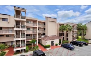 1162 Carmel Cir #310, CASSELBERRY
