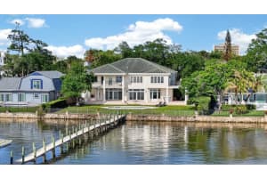 70 Riverside Dr, ORMOND BEACH
