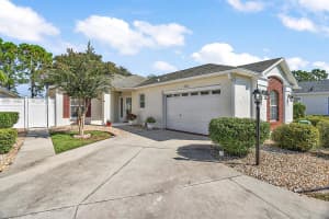 2921 Meadow Lawn Ln, THE VILLAGES