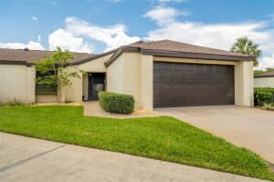 1960 Magnolia Cir #60e, TAVARES