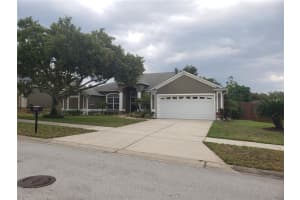 324 Way Point Dr, GROVELAND