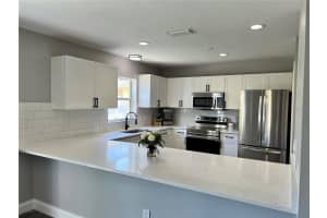 893 Lexington Ln, THE VILLAGES