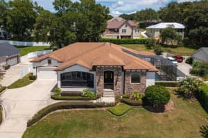 2355 S Lakeshore Dr, CLERMONT