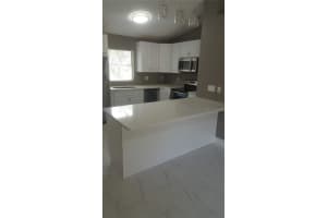 2 Bay Ridge Loop, MASCOTTE