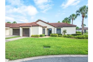 1902 Oak Cir #1902, TAVARES