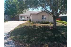 11611 Lake Dr, LEESBURG