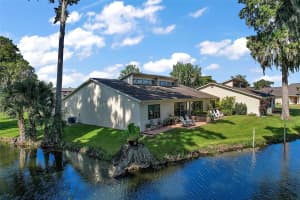 2243 Cypress Ct #d-4, TAVARES